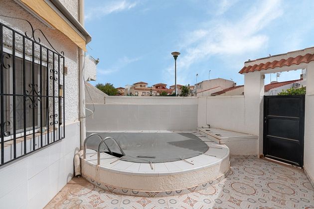 Foto 1 de Piso en venta en La Siesta - El Salado - Torreta de 2 habitaciones con terraza y piscina