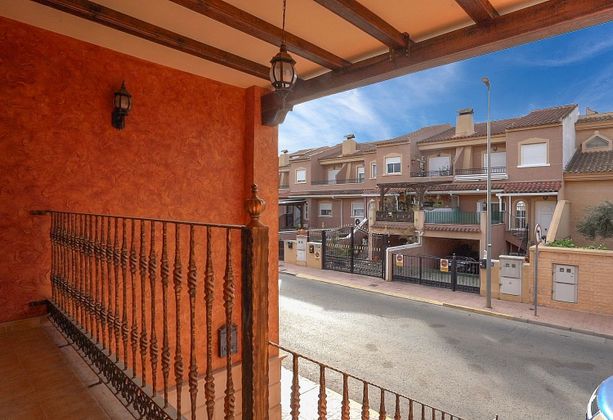 Foto 2 de Casa adossada en venda a Rojales de 3 habitacions amb terrassa i balcó