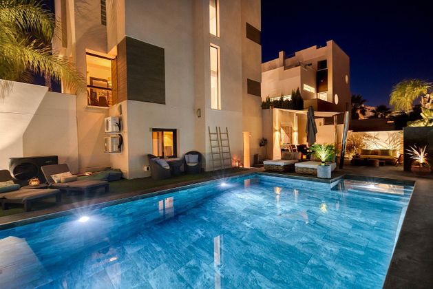 Foto 1 de Chalet en venta en Ciudad Quesada de 4 habitaciones con terraza y piscina