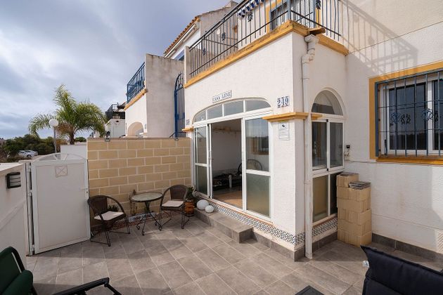 Foto 2 de Piso en venta en La Siesta - El Salado - Torreta de 2 habitaciones con terraza y piscina