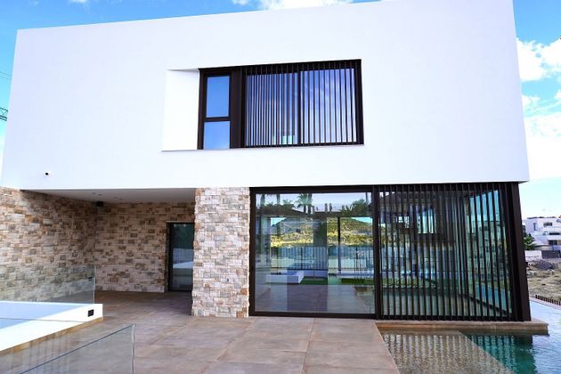 Foto 2 de Casa en venta en Rojales de 3 habitaciones con terraza y piscina