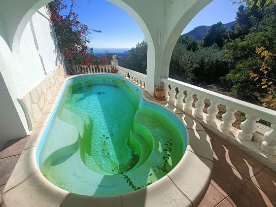 Foto 2 de Xalet en venda a Guadalest de 2 habitacions amb terrassa i piscina
