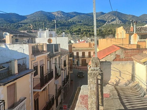 Foto 1 de Xalet en venda a Torremanzanas/Torre de les Maçanes (la) de 6 habitacions amb terrassa i garatge