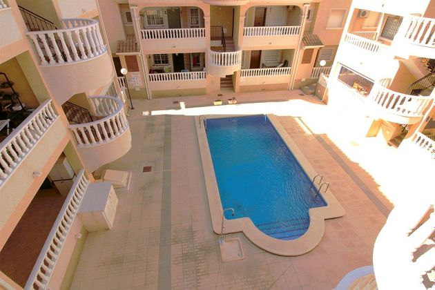 Foto 1 de Àtic en venda a calle Osa Mayor de 3 habitacions amb terrassa i piscina