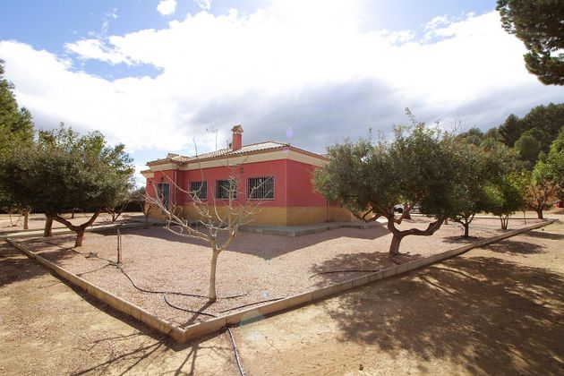 Foto 2 de Casa en venda a Cehegín de 3 habitacions amb piscina i jardí