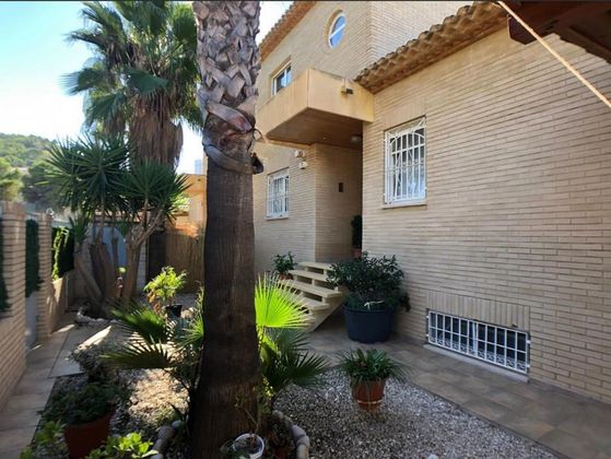Foto 1 de Casa en venta en Rincón de Loix de 3 habitaciones con terraza y piscina