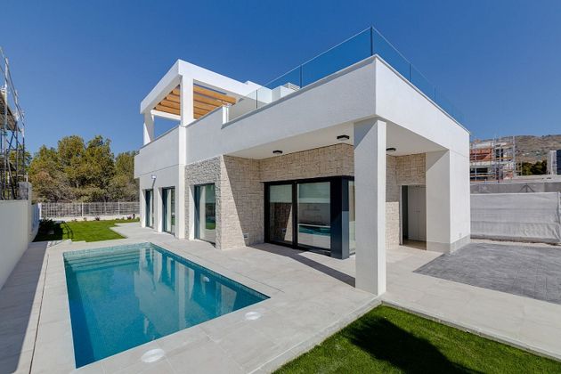 Foto 1 de Casa en venda a Finestrat pueblo de 3 habitacions amb terrassa i piscina