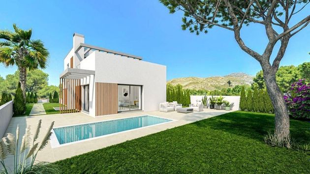 Foto 2 de Casa en venda a Finestrat pueblo de 3 habitacions amb terrassa i piscina