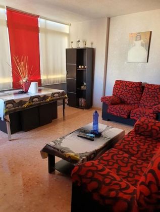 Foto 2 de Pis en venda a Villajoyosa ciudad de 2 habitacions amb terrassa i aire acondicionat