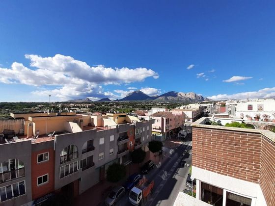 Foto 1 de Pis en venda a Alfaz del Pi Pueblo-Urbanizaciones de 3 habitacions amb terrassa i garatge