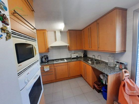 Foto 2 de Dúplex en venda a Poble Nou de 4 habitacions amb terrassa i calefacció