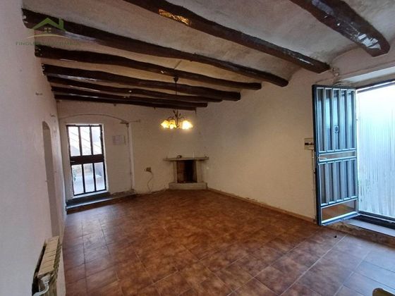 Foto 1 de Casa en venda a Vilobí del Penedès de 4 habitacions amb terrassa i garatge