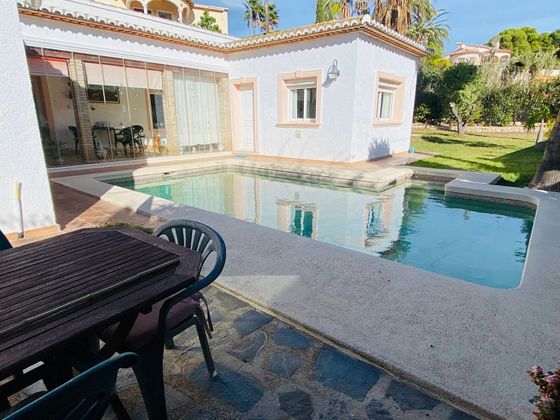 Foto 1 de Venta de casa en Zona Levante - Playa Fossa de 3 habitaciones con terraza y piscina