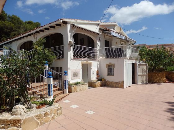 Foto 1 de Casa en venta en El Portet - Pla de Mar de 3 habitaciones con piscina y garaje