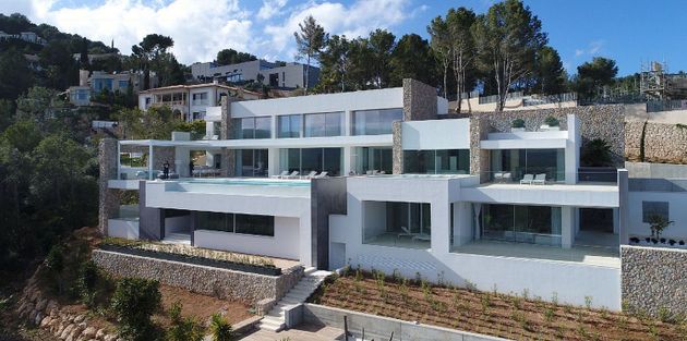 Foto 1 de Casa en venda a La Llotja - Sant Jaume de 5 habitacions amb terrassa i piscina