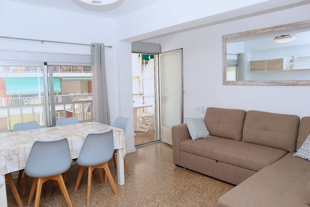 Foto 2 de Venta de piso en El Perelló - Les Palmeres - Mareny de Barraquetes de 1 habitación con terraza y piscina