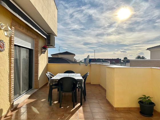 Foto 1 de Àtic en venda a calle Alfonso X El Sabio de 2 habitacions amb terrassa i aire acondicionat