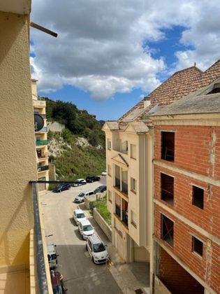 Foto 2 de Pis en venda a Benissa de 5 habitacions amb balcó