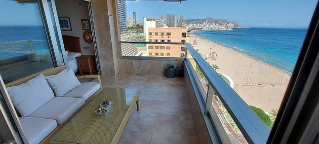 Foto 2 de Piso en venta en Nucia (la) de 3 habitaciones con terraza y garaje