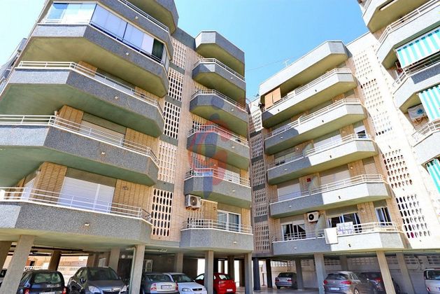 Foto 2 de Pis en venda a calle Argentina de 3 habitacions amb terrassa i ascensor