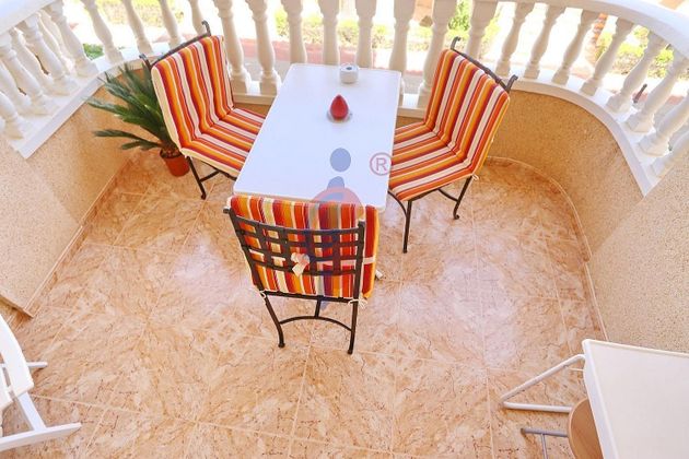 Foto 2 de Pis en venda a Guardamar Playa de 2 habitacions amb terrassa i piscina