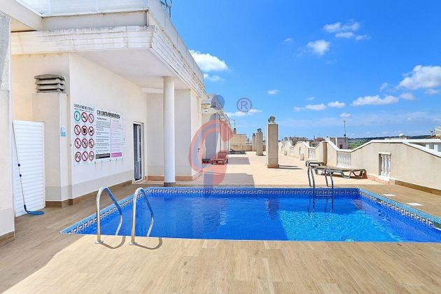 Foto 1 de Pis en venda a calle La Cooperativa de 2 habitacions amb terrassa i piscina