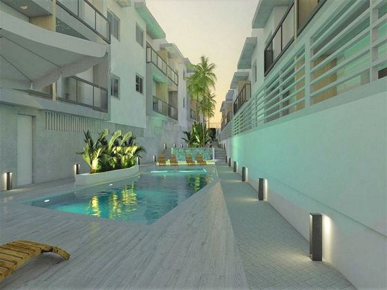 Foto 2 de Piso en venta en Benijófar de 3 habitaciones con terraza y piscina