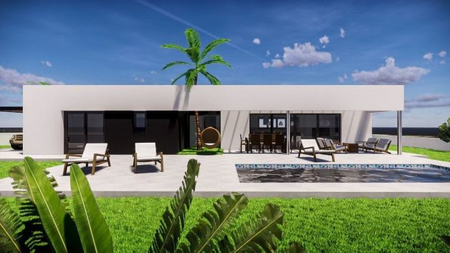 Foto 1 de Venta de casa en Alfaz del Pi Pueblo-Urbanizaciones de 3 habitaciones con piscina y garaje