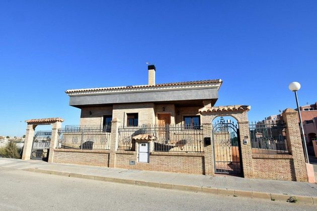 Foto 2 de Casa en venta en Montesinos (Los) de 4 habitaciones con terraza y piscina