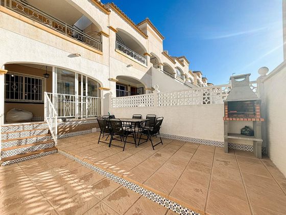 Foto 1 de Casa en venta en Gran Alacant de 2 habitaciones con terraza y piscina