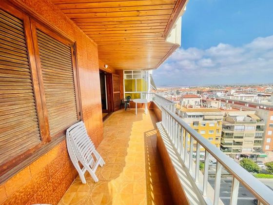 Foto 2 de Ático en venta en  El Acequión - Los Naúfragos de 3 habitaciones con terraza y piscina