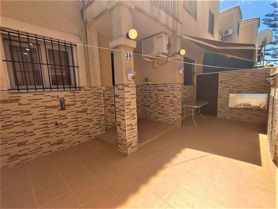 Foto 1 de Pis en venda a La Siesta - El Salado - Torreta de 2 habitacions amb terrassa i piscina