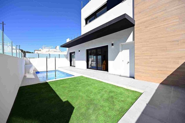 Foto 1 de Venta de casa en Campos de Golf - Villa Martin - Los Dolses de 2 habitaciones con terraza y piscina