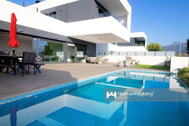 Foto 1 de Xalet en venda a Polop de 4 habitacions amb terrassa i piscina