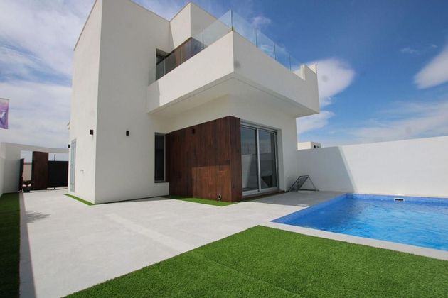 Foto 1 de Xalet en venda a Formentera del Segura de 3 habitacions amb terrassa i piscina