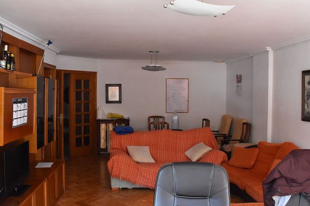 Foto 1 de Venta de piso en Alcoy/Alcoi de 5 habitaciones con garaje y balcón