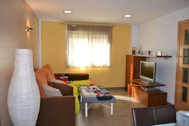Foto 2 de Casa adosada en venta en Alqueria d´Asnar (l´) de 4 habitaciones con terraza y garaje