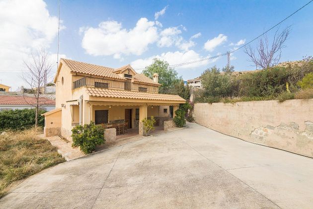 Foto 2 de Casa en venda a Peña de las Águilas de 4 habitacions amb terrassa i jardí