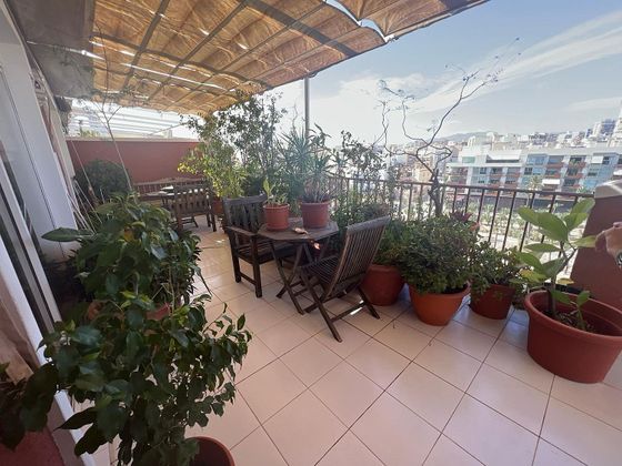 Foto 1 de Àtic en venda a El Raval - Portes Encarnades de 4 habitacions amb terrassa i balcó