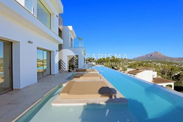 Foto 1 de Venta de chalet en Arenal de 4 habitaciones con terraza y piscina