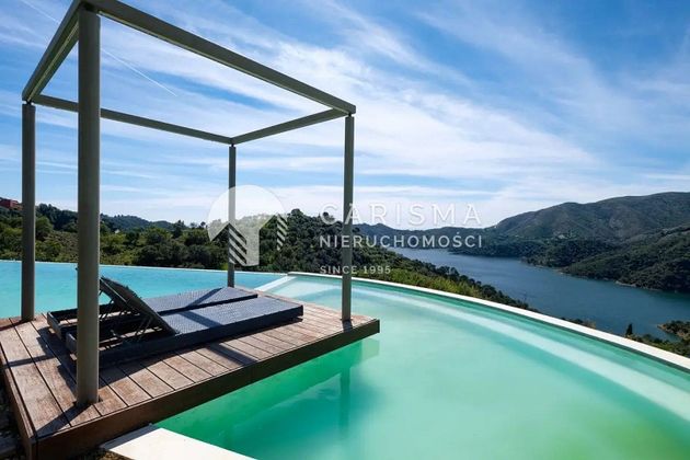 Foto 1 de Xalet en venda a Istán de 5 habitacions amb terrassa i piscina