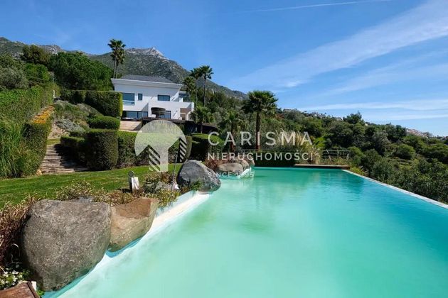 Foto 2 de Xalet en venda a Istán de 5 habitacions amb terrassa i piscina