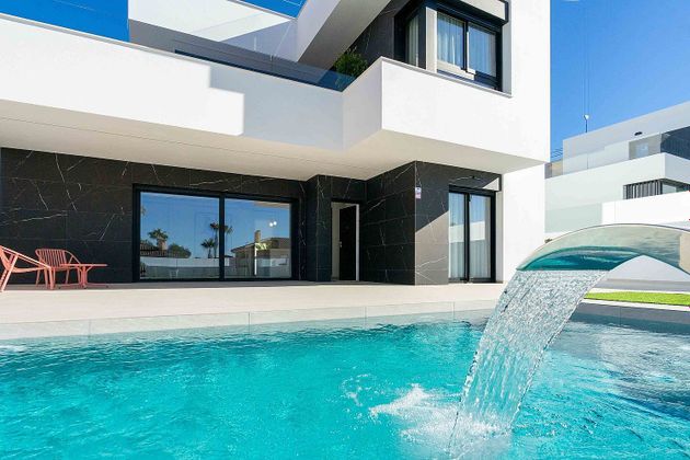 Foto 2 de Xalet en venda a Rojales de 3 habitacions amb terrassa i piscina