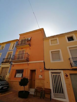 Foto 1 de Xalet en venda a calle Del Raval de 7 habitacions amb balcó i aire acondicionat