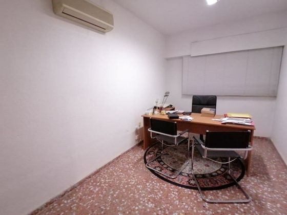 Foto 1 de Oficina en venda a calle De Los Doscientos amb terrassa i aire acondicionat