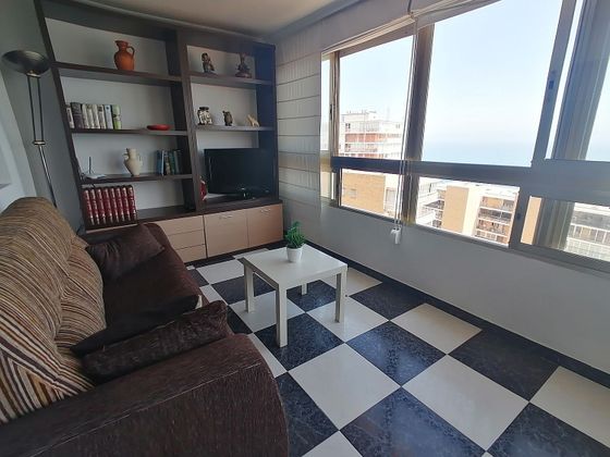 Foto 2 de Pis en lloguer a avenida De Villajoyosa de 2 habitacions amb terrassa i garatge