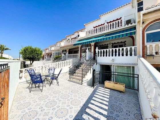 Foto 2 de Casa en venta en La Siesta - El Salado - Torreta de 5 habitaciones con terraza y piscina