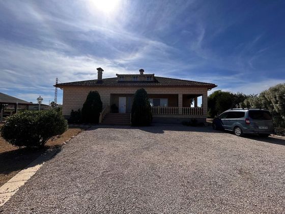 Foto 2 de Casa rural en venda a Catral de 4 habitacions amb terrassa i garatge