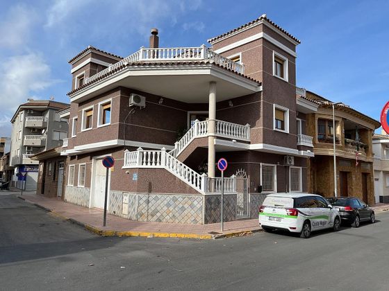 Foto 1 de Casa en venta en Rojales de 5 habitaciones con terraza y garaje