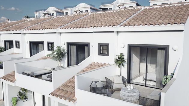 Foto 2 de Casa adosada en venta en Valle del Sol - Rio Park de 2 habitaciones con terraza y piscina